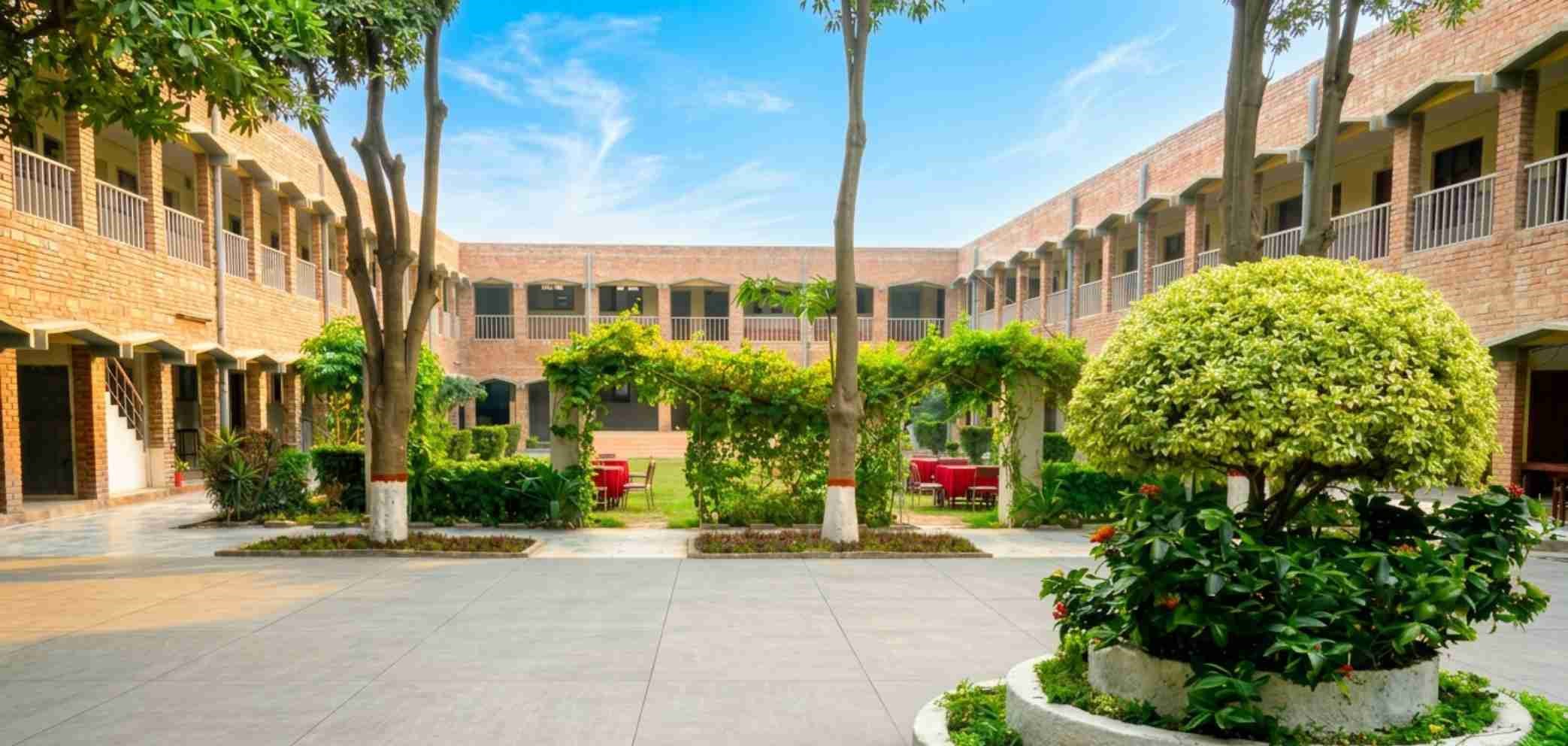 Girls Campus D.I. Khan
